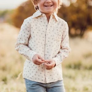 JESSAKAE Boys Coraline Button Down /
Cream / 18-24M
